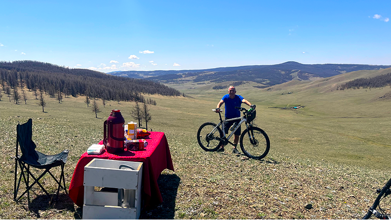 Snack break during Cycling tour